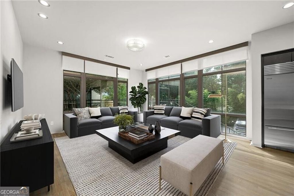 Photo of 721 Longleaf Drive NE #6, Atlanta, GA 30342 (MLS # 10740856)