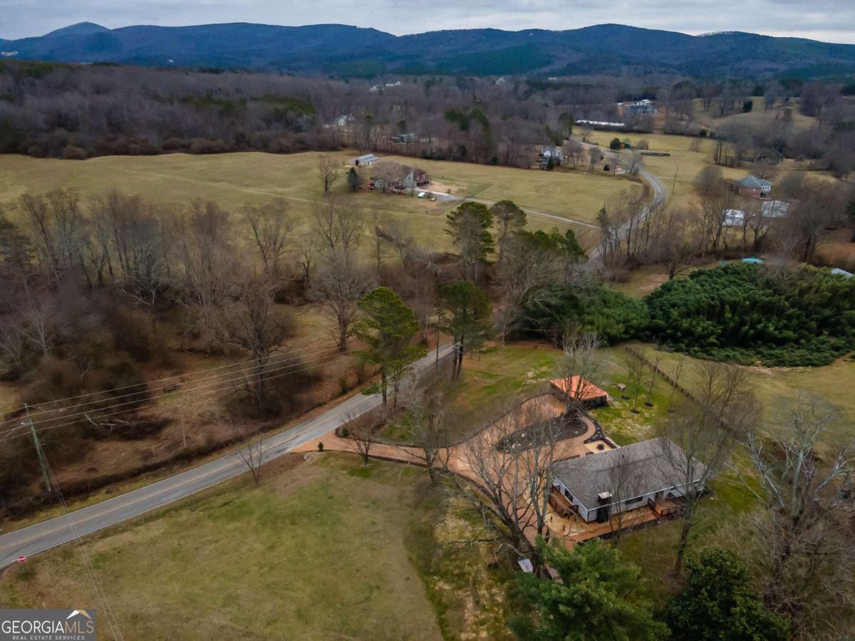 9351 Henderson Mountain RD