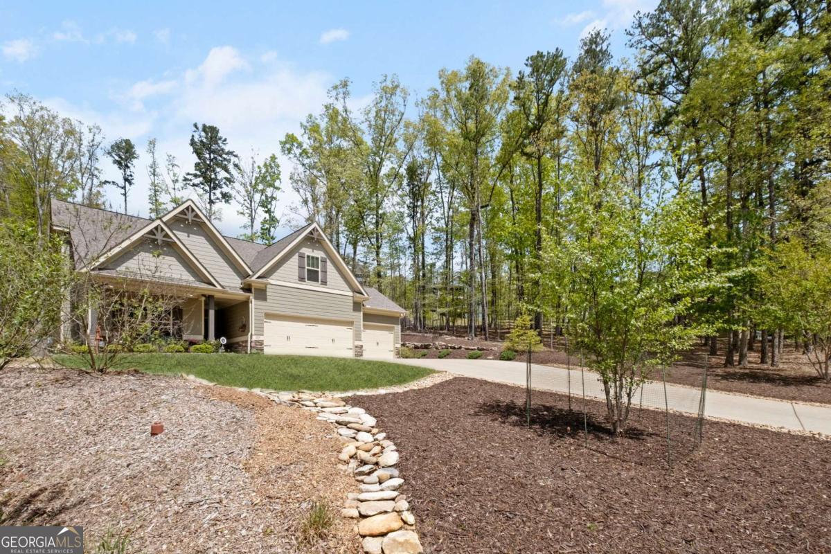229 Ridgewood DR