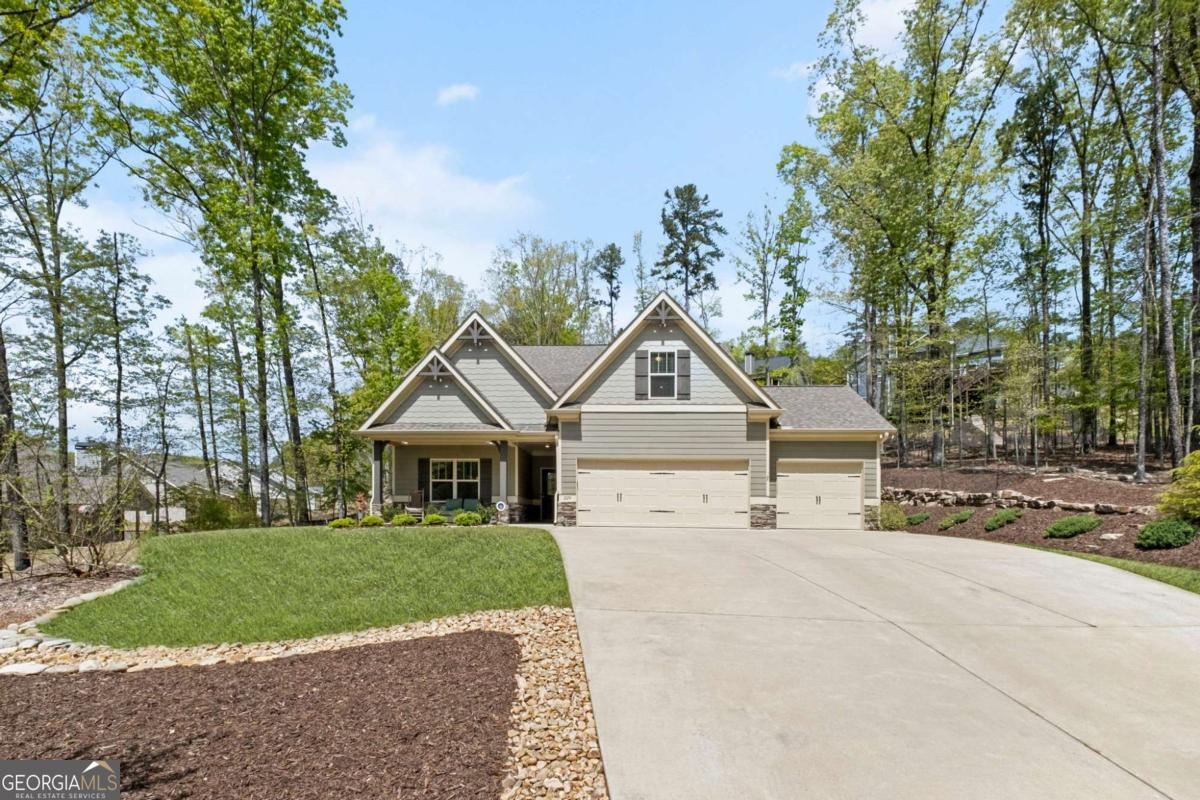 229 Ridgewood DR
