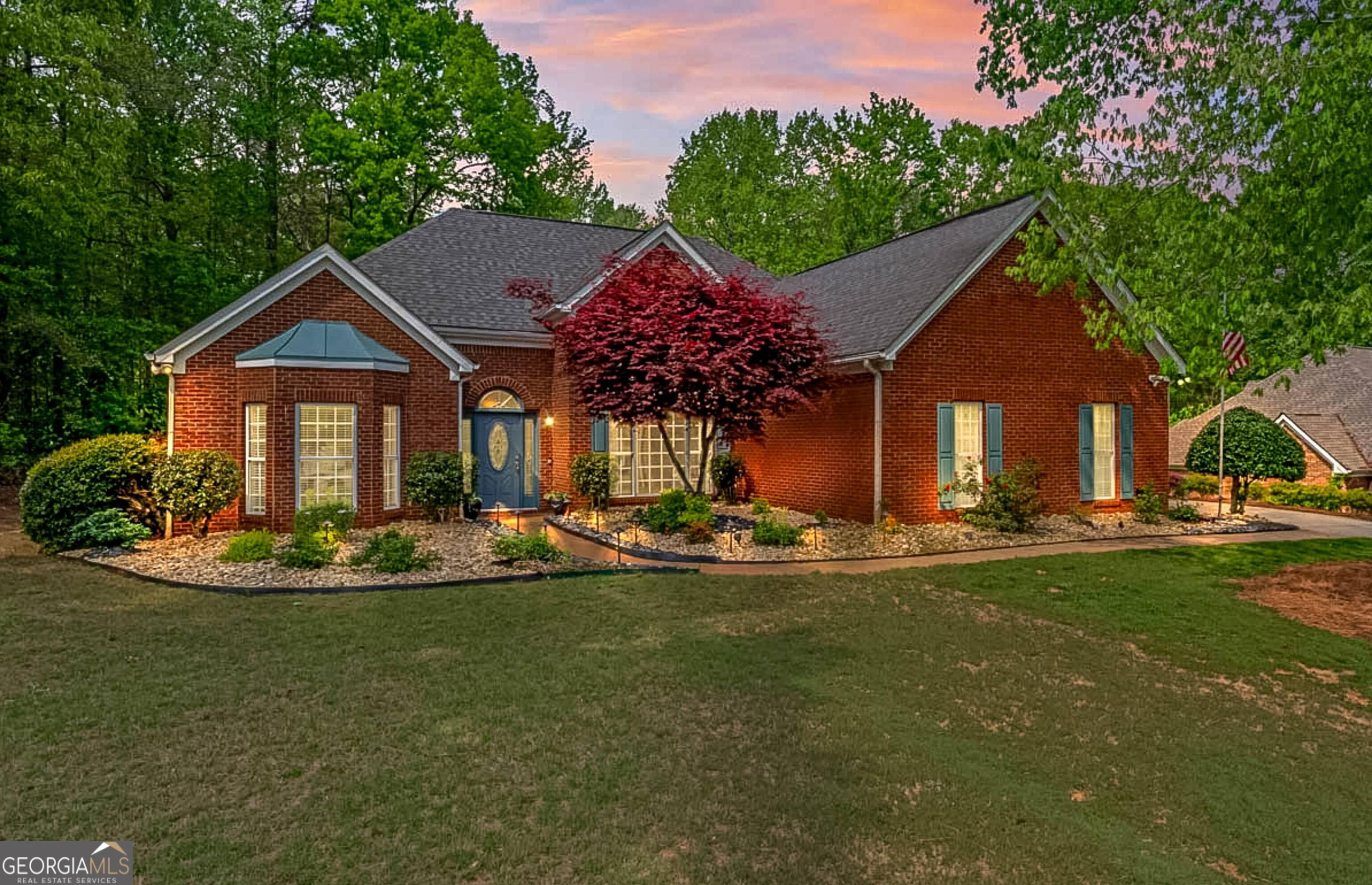 235 Huiet DR