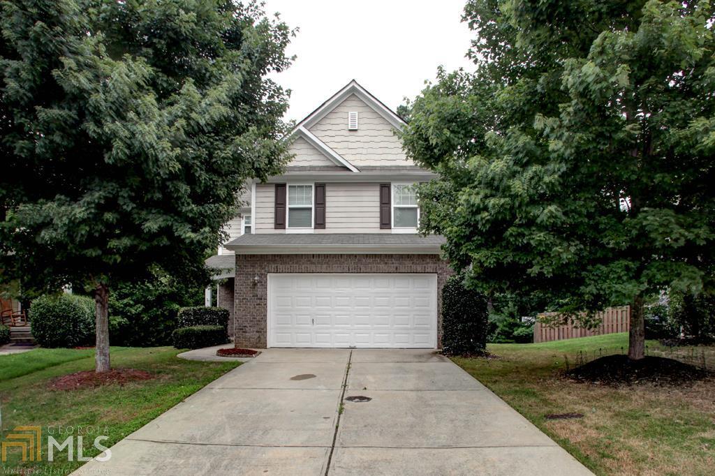Must See! This amazing home located in sought after Creekwood Place subdivision has it all! Awesome private cul-de-sac lot! Beautiful flooring throughout. Kitchen opens up to Family Room with soaring ceilings. New HVAC. Location is close to I-75 and all that Woodstock and Acworth have to offer. THIS ONE WILL NOT LAST!