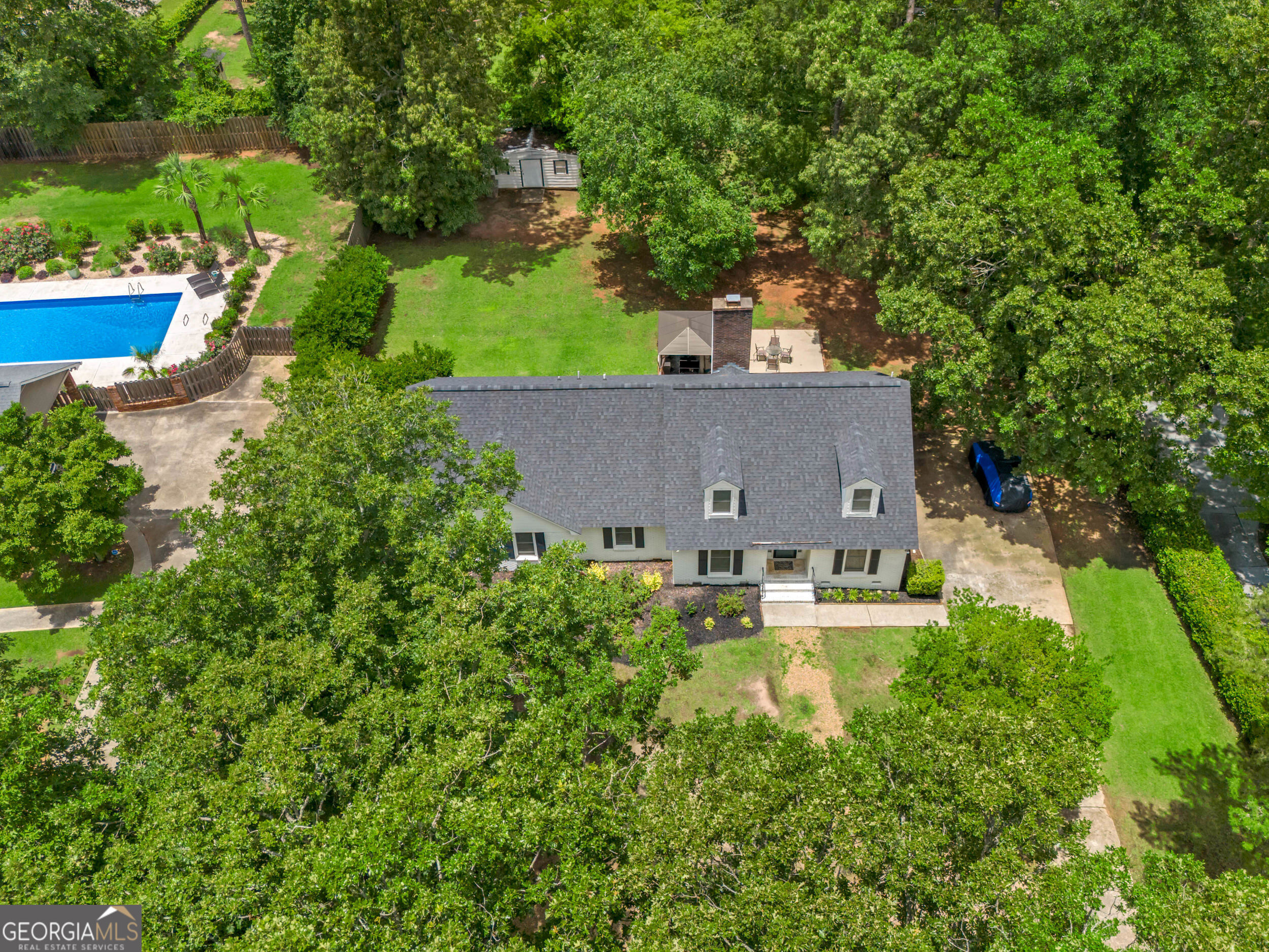 2715 N Doublegate DR