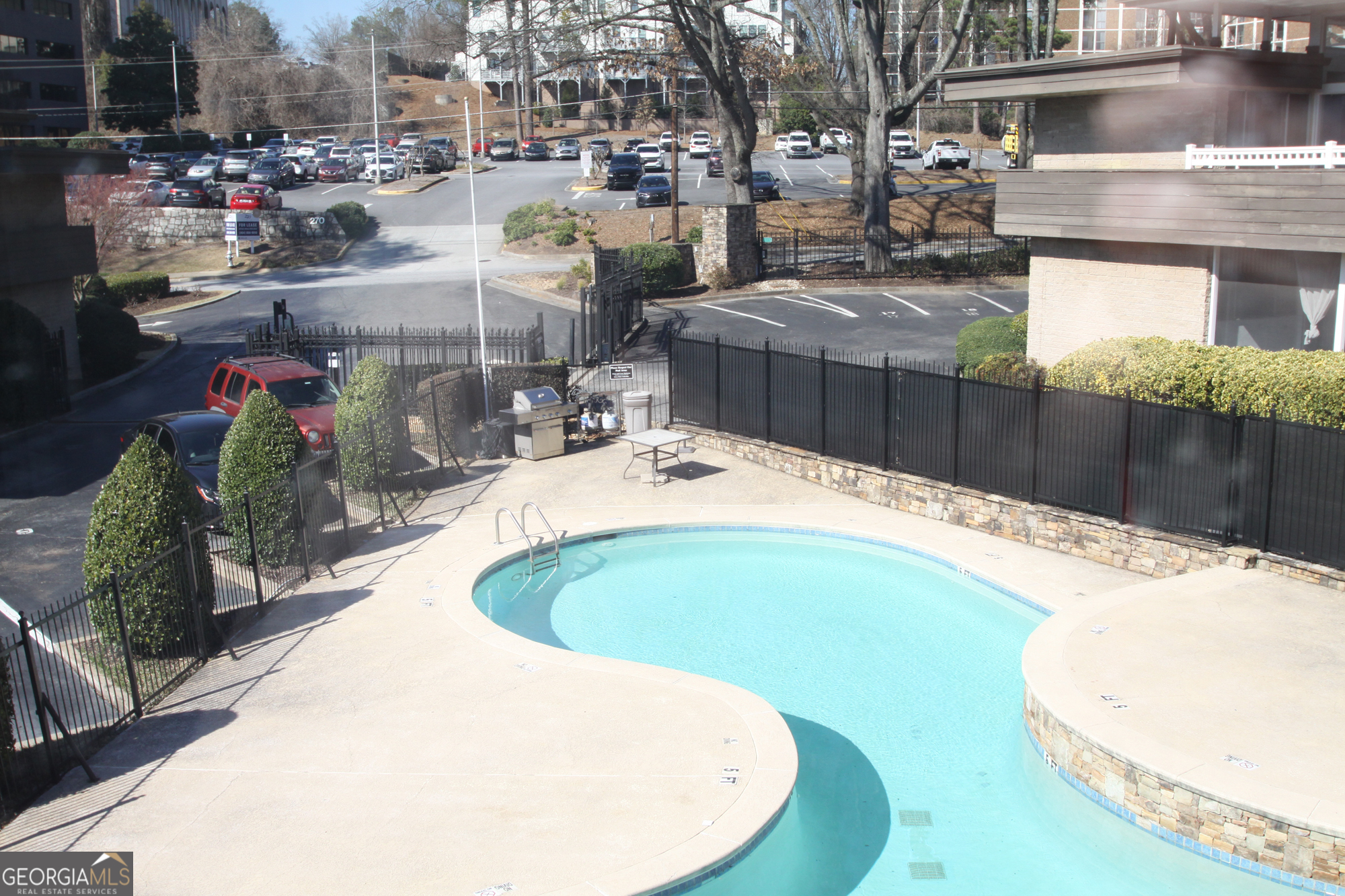 Atlanta, Georgia 30328, United States, 2 Bedrooms Bedrooms, ,2 BathroomsBathrooms,Residential,Active,254323