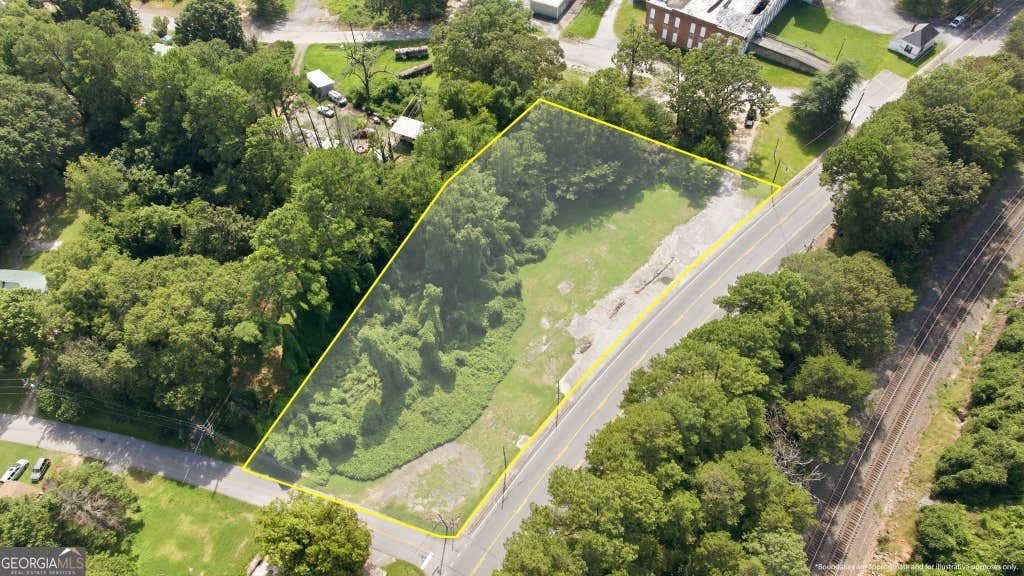 Photo of 0 East Currahee Street, Toccoa, GA 30577 (MLS # 10823756)