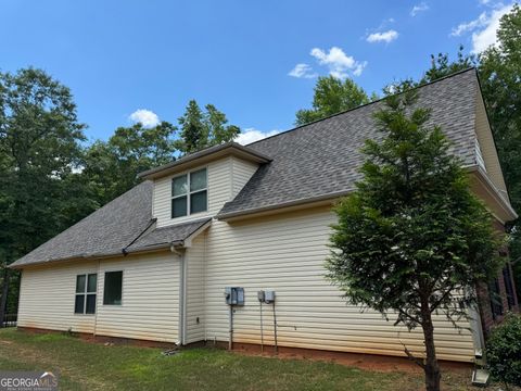 A home in Newnan