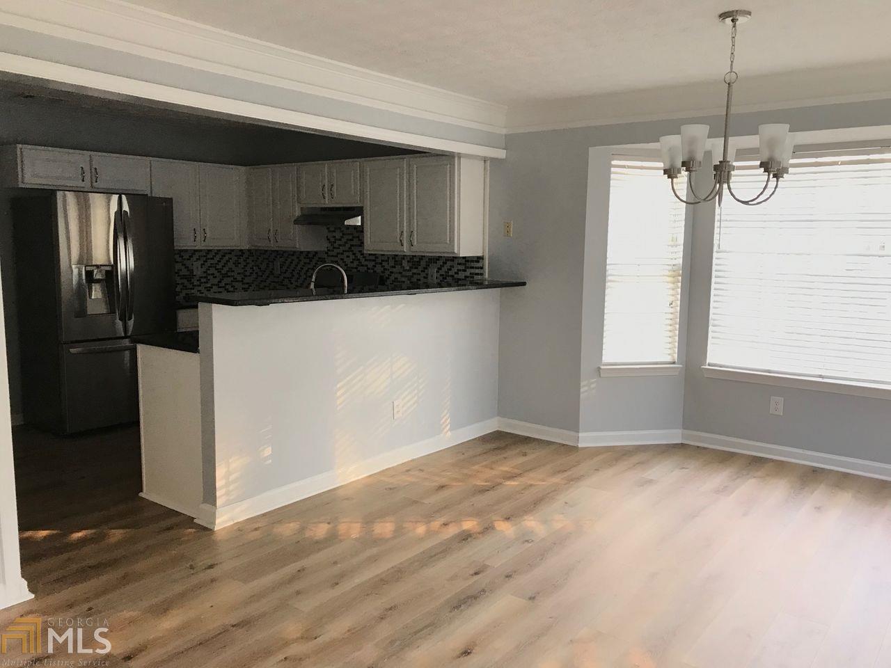 Burdett Ridge - Residential