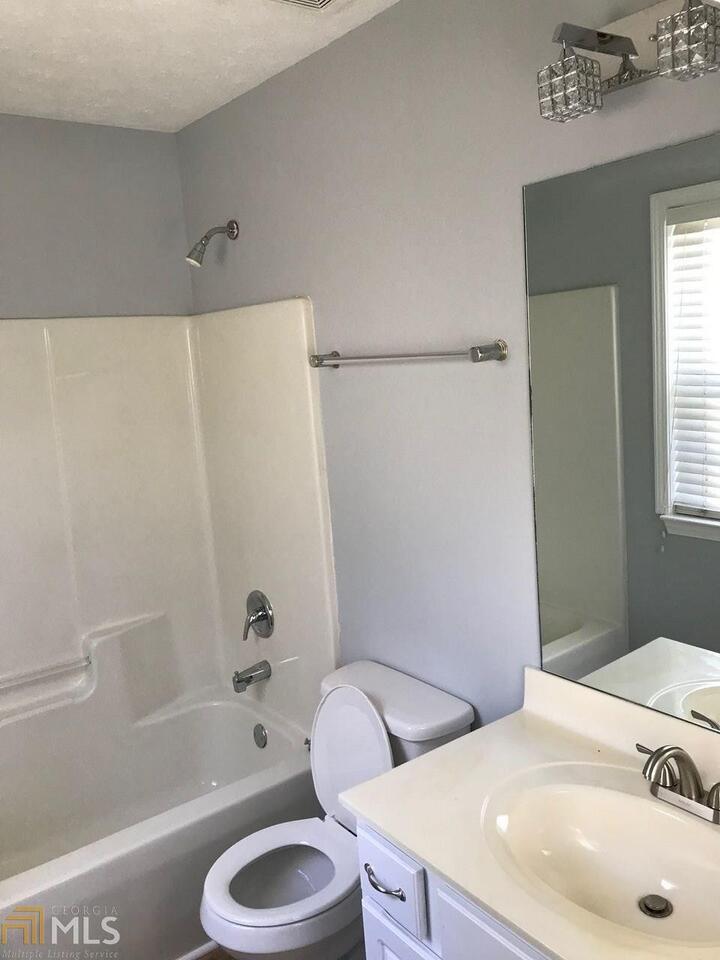 Burdett Ridge - Residential