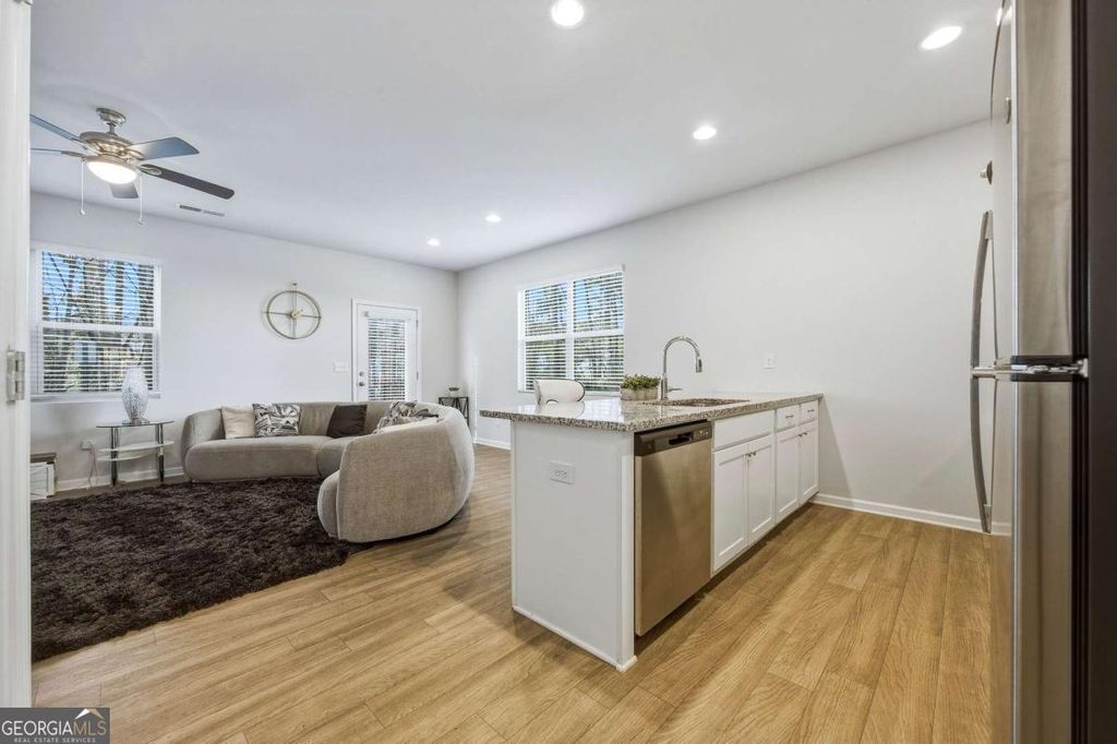 Photo of 3175 Meadowstone Lane SW, Atlanta, GA 30331 (MLS # 10695768)