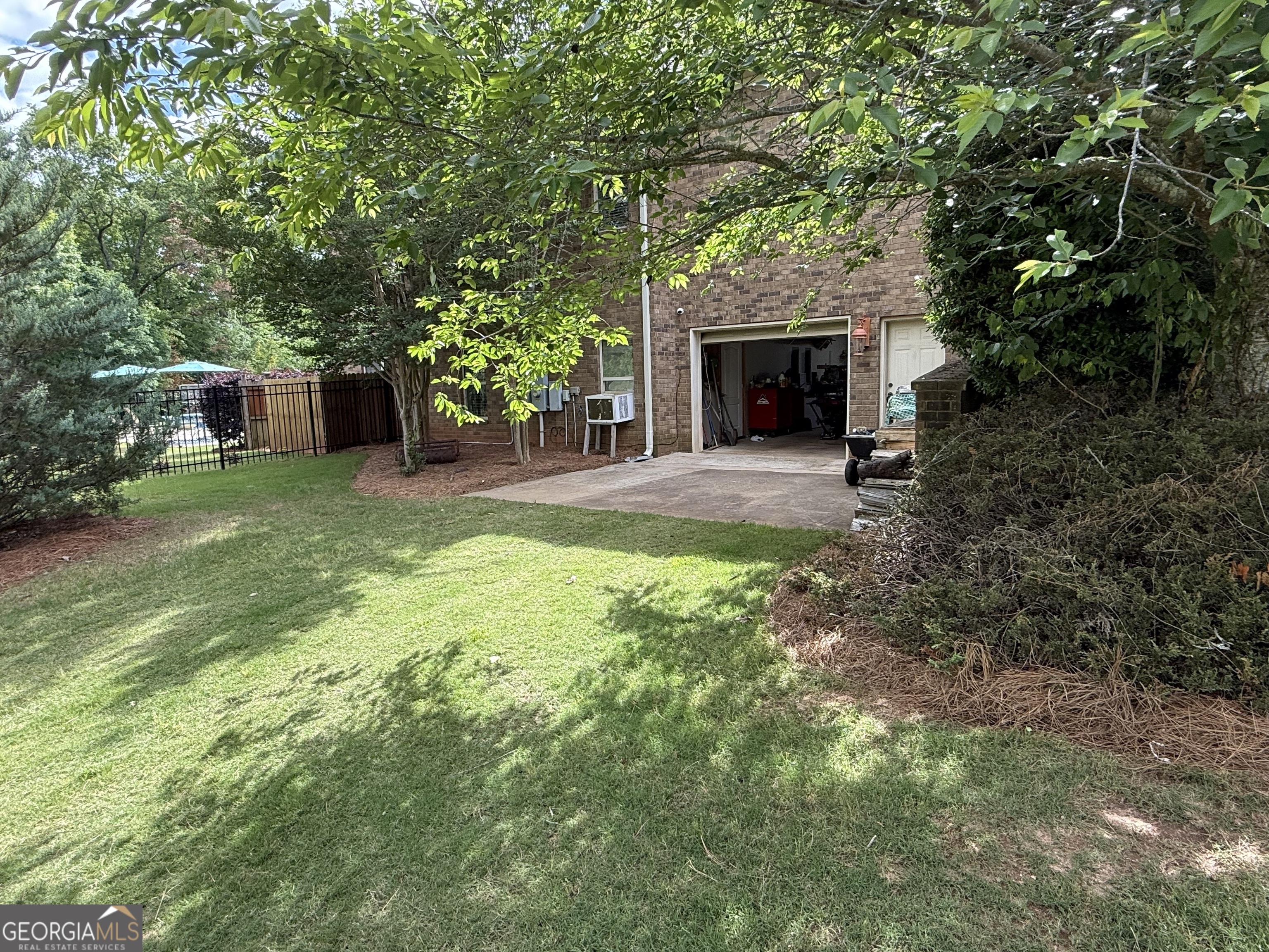 142 Oak Grove PATH