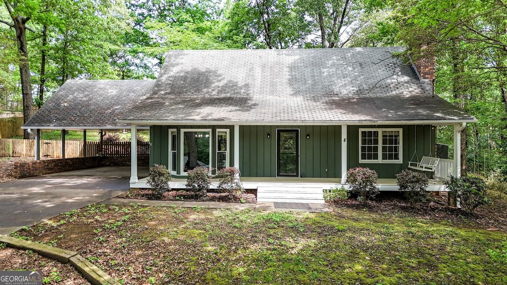 Photo of 26 Ridgewood Drive, Cartersville, GA 30120 (MLS # 10742509)