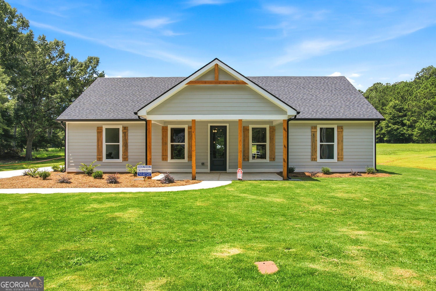 160 Loyd RD