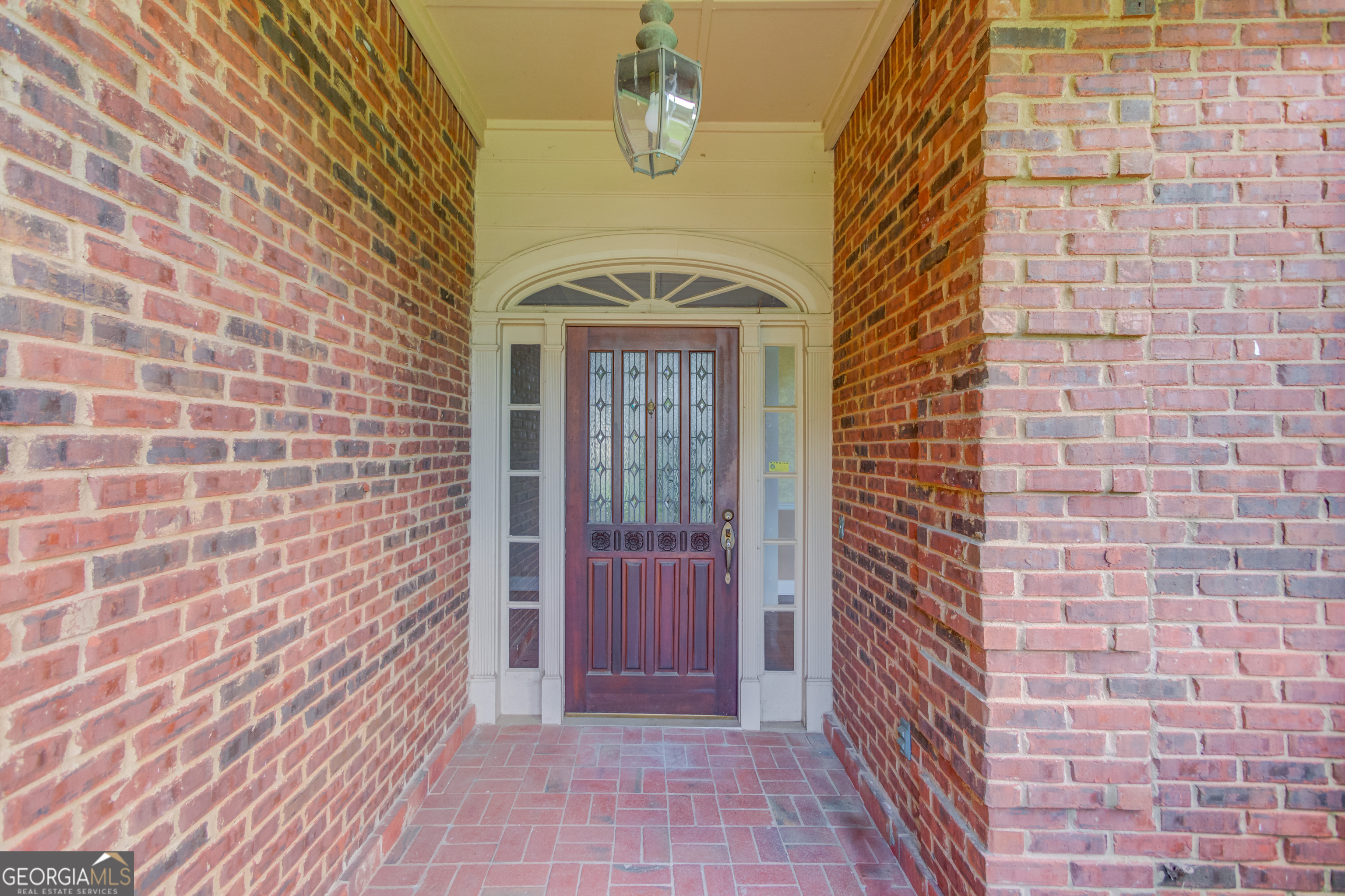 5270 Skidaway DR