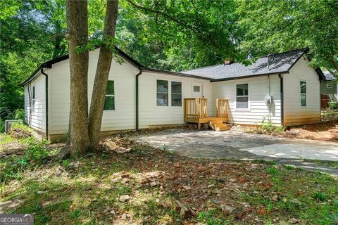 33 Ray ST Newnan GA 30263