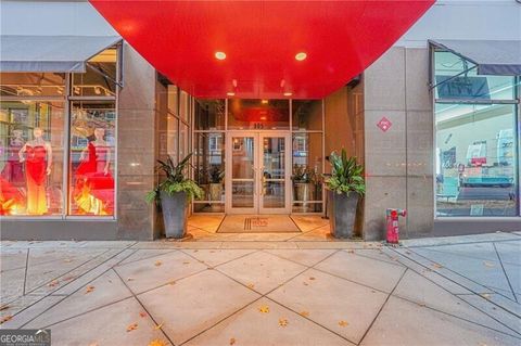 Photo of 805 Peachtree Street NE #415, Atlanta, GA 30308 (MLS # 10649803)
