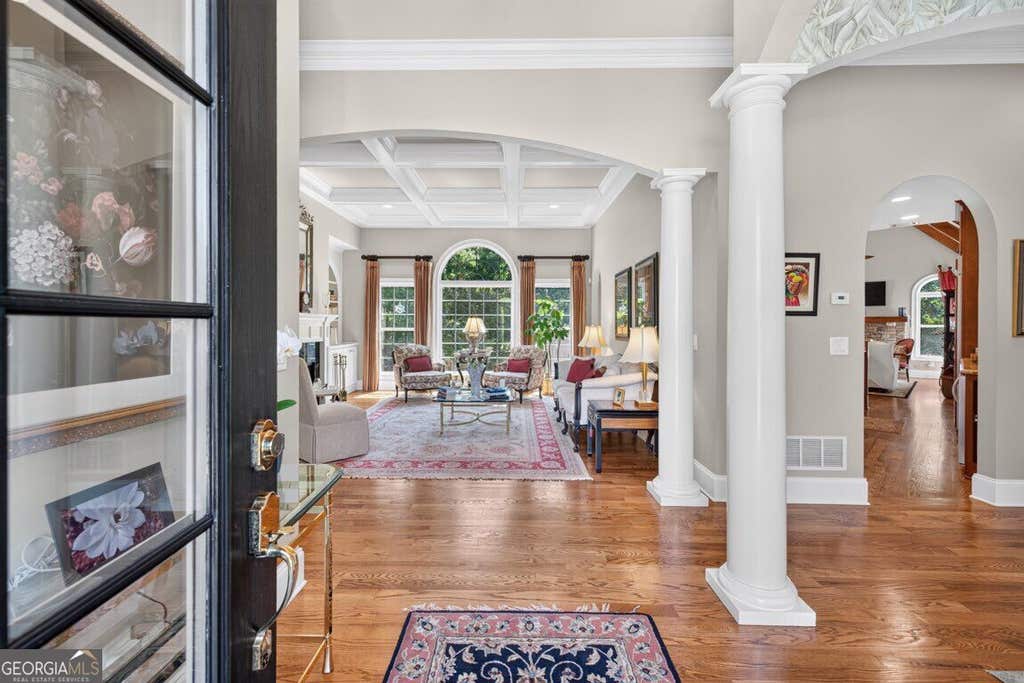 Photo of 3805 Reservoir Drive, Gainesville, GA 30507 (MLS # 10830907)