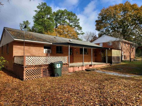 A home in Riverdale