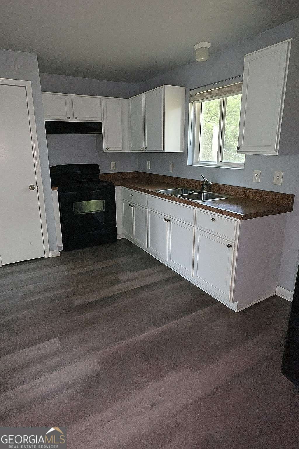 9020 Sterling Ridge LN