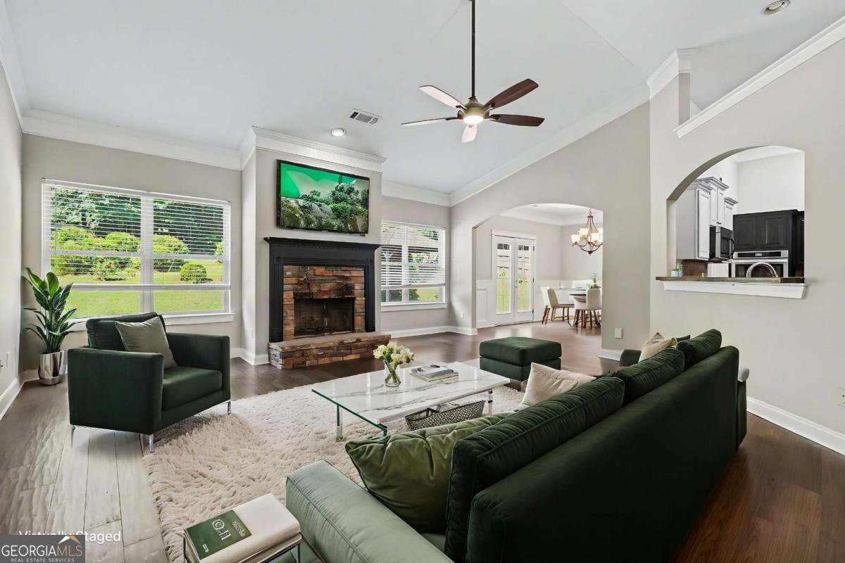 279 Lake Vista DR