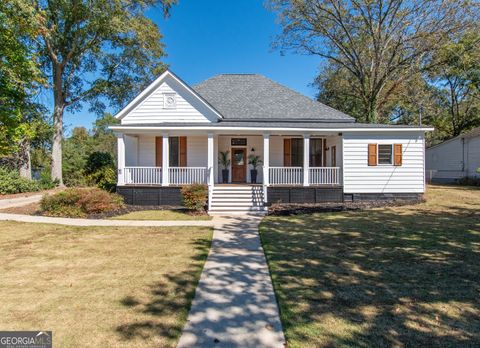 89 W Campbellton ST Fairburn GA 30213