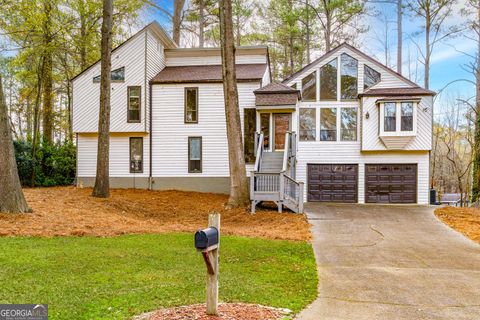 Photo of 4910 Tremont Drive NE, Marietta, GA 30066 (MLS # 10663940)