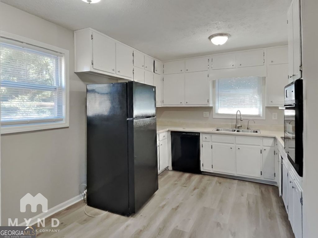 Photo of 2945 Botany Drive, Jonesboro, GA 30236 (MLS # 10681054)