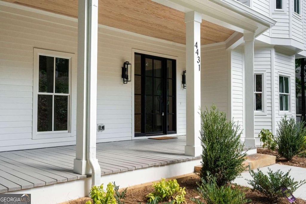Photo of 4431 Northside Chase NW, Atlanta, GA 30327 (MLS # 10847539)