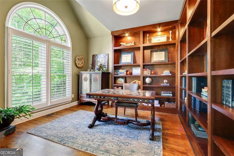 121 FAIRWAY OVERLOOK