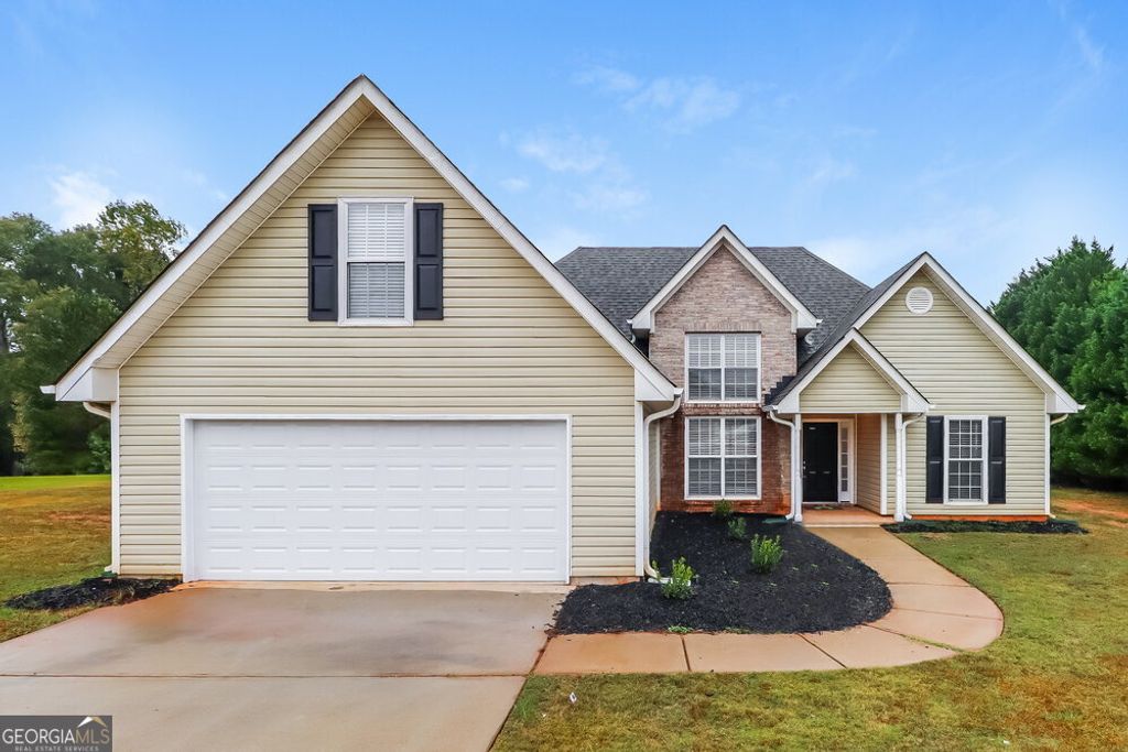 Photo of 1204 Genelle Court, McDonough, GA 30253 (MLS # 10680538)