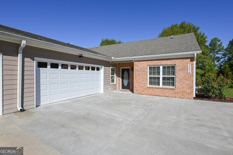 Photo for 3504 Commonwealth CIR