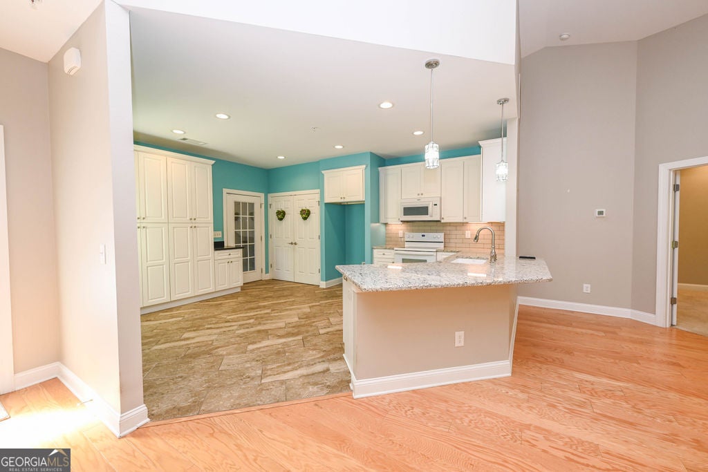 3504 Commonwealth CIR