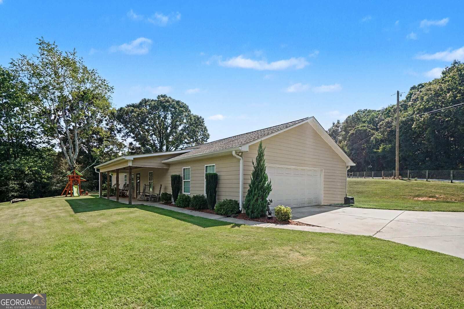 958 Hale RD