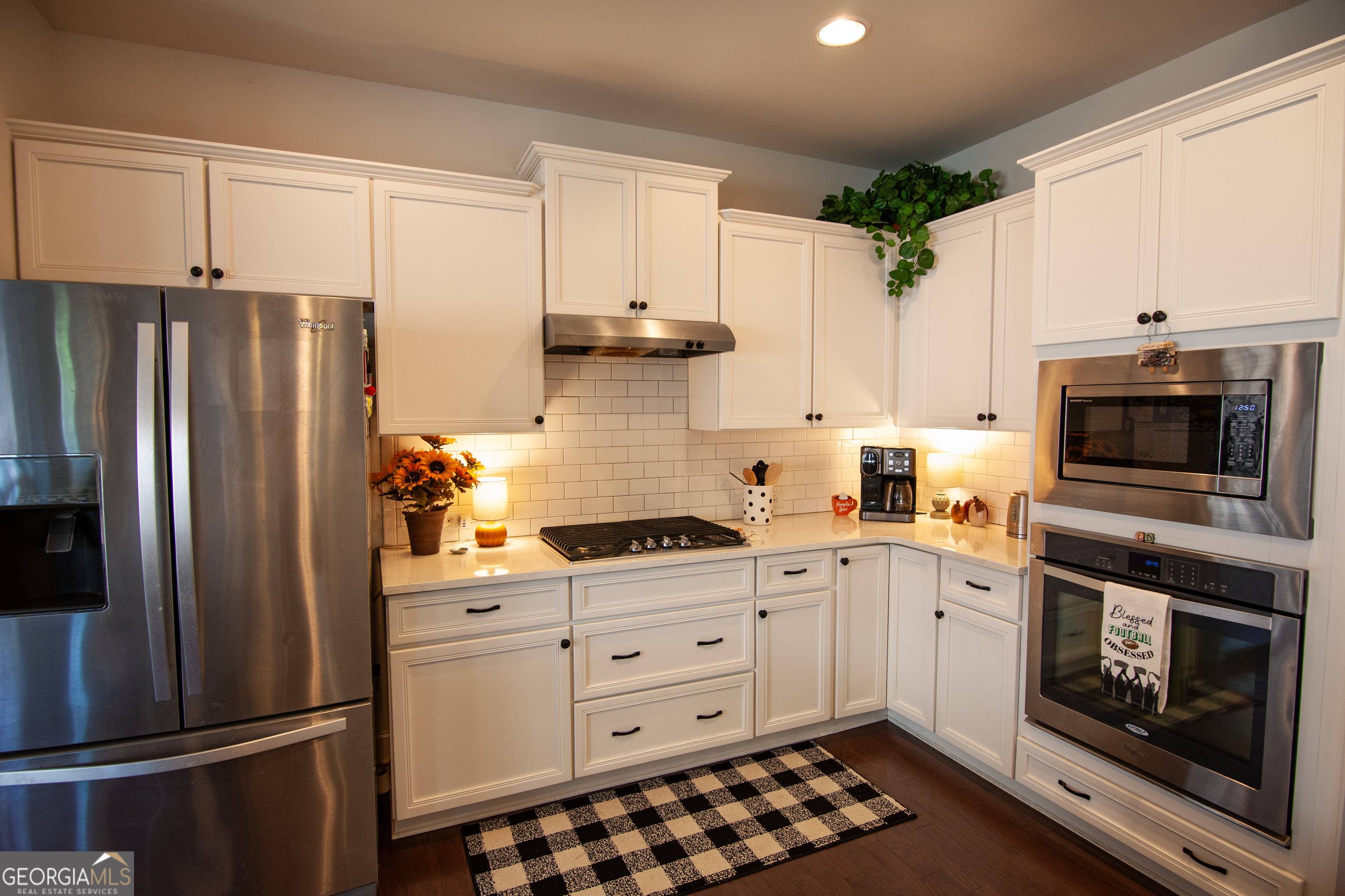 Lakestone - Residential