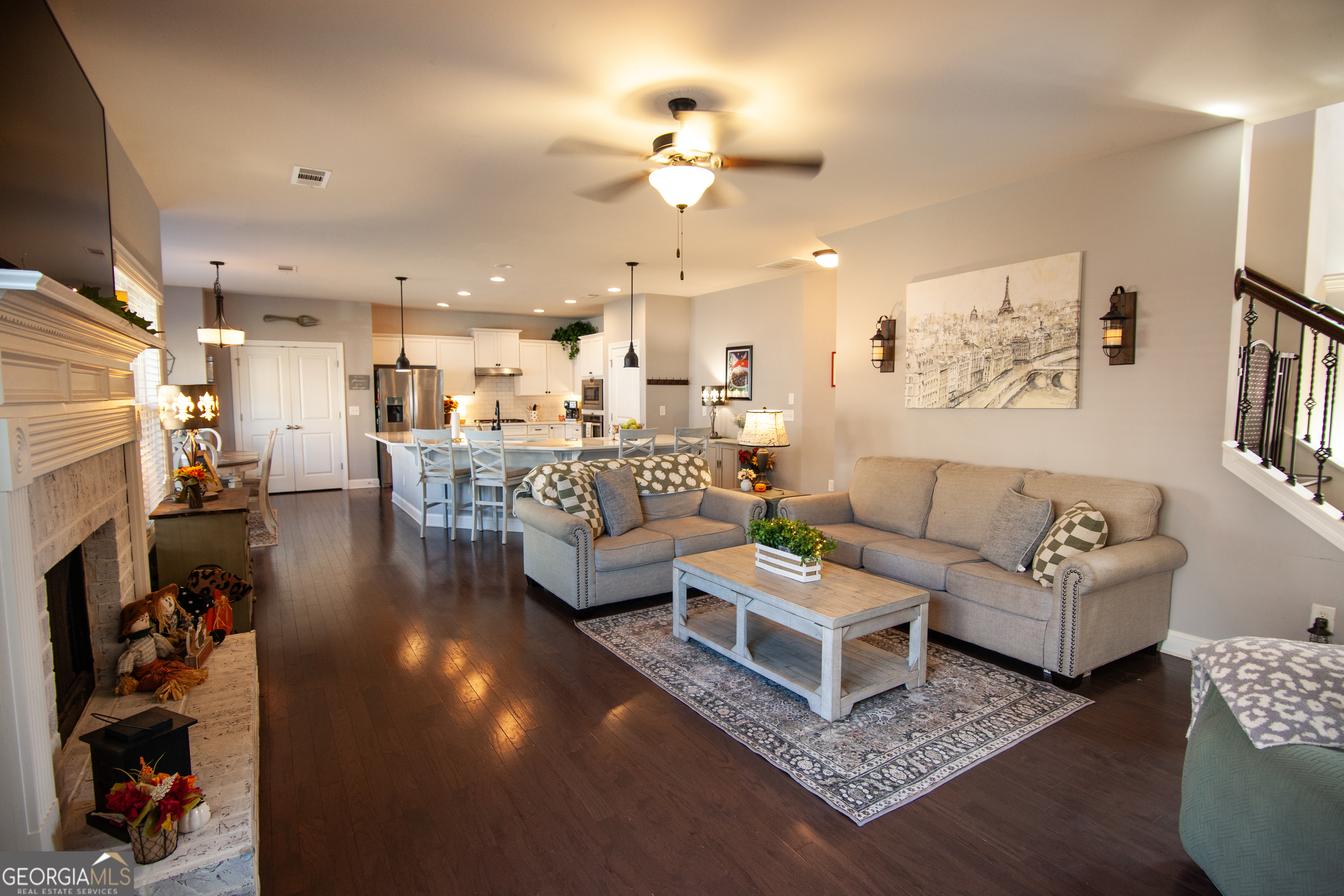 Lakestone - Residential