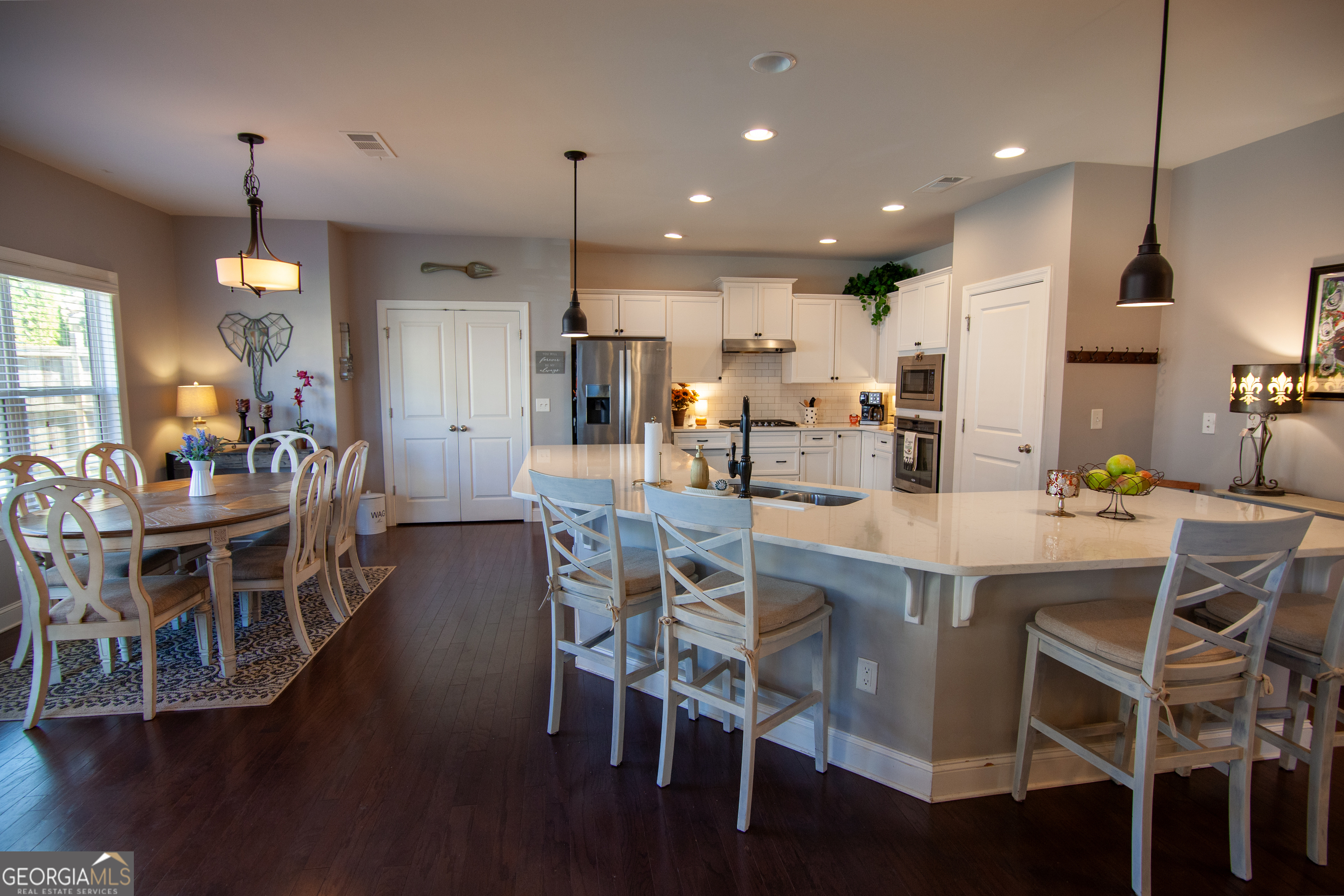 Lakestone - Residential