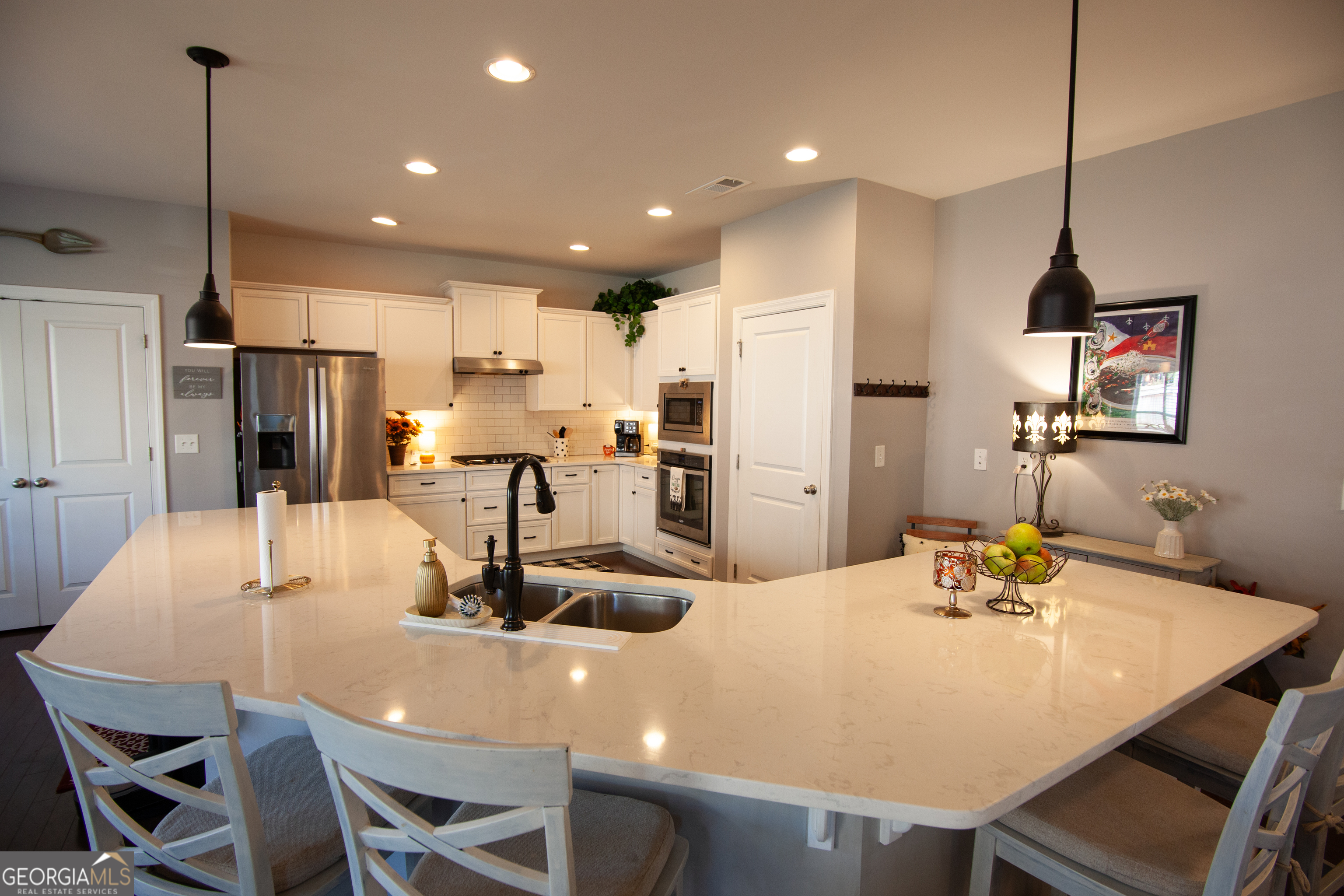 Lakestone - Residential