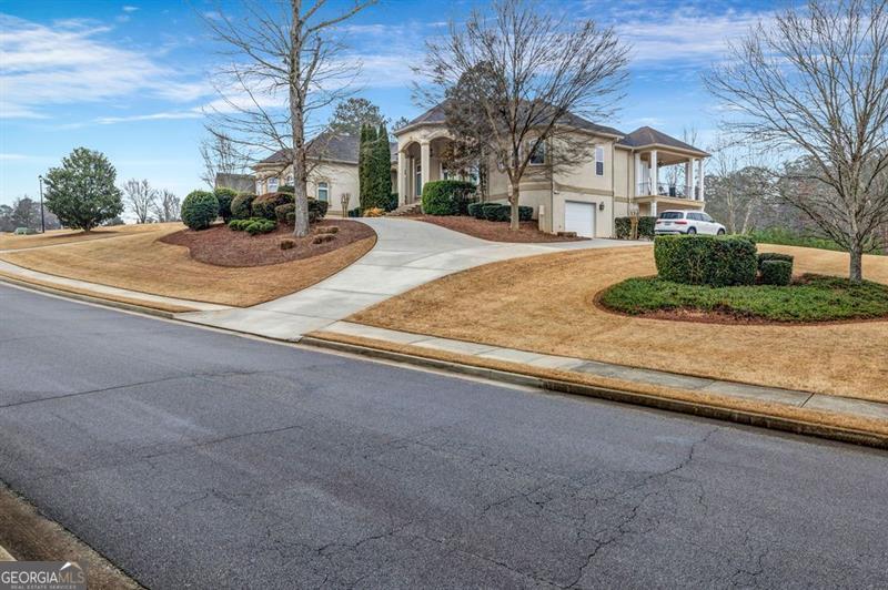 1069 EAGLES BROOKE DR