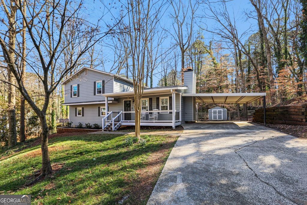 Photo of 246 Fay Drive NW, Kennesaw, GA 30144 (MLS # 10694499)