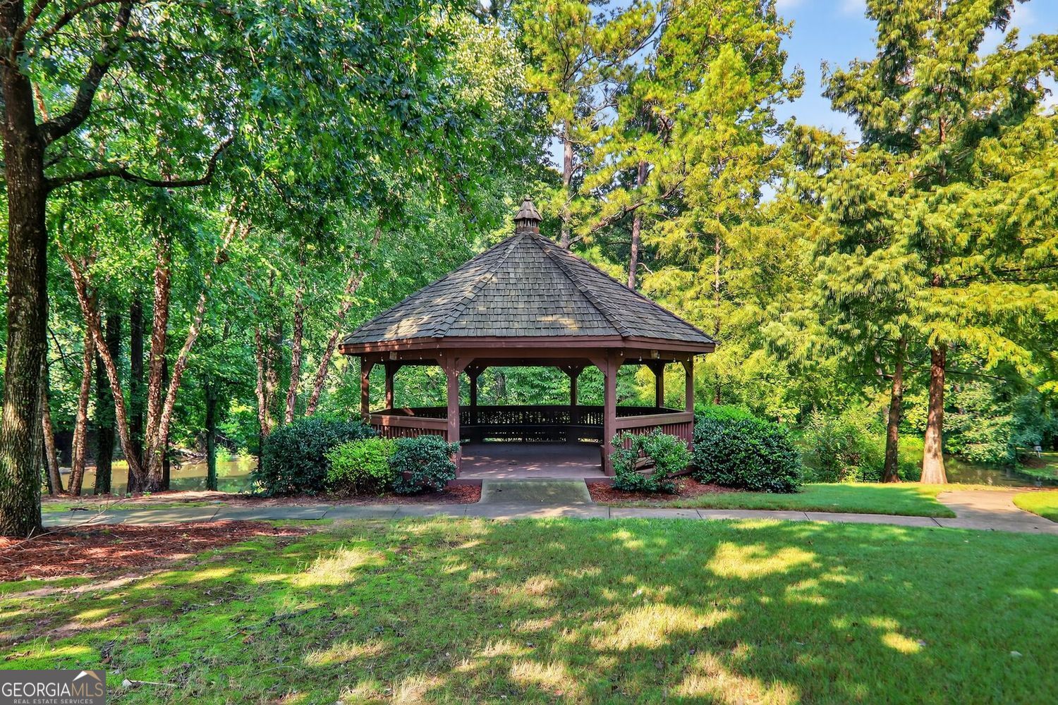 Brookhaven, Georgia 30319, United States, 2 Bedrooms Bedrooms, ,3 BathroomsBathrooms,Residential,Active,196302