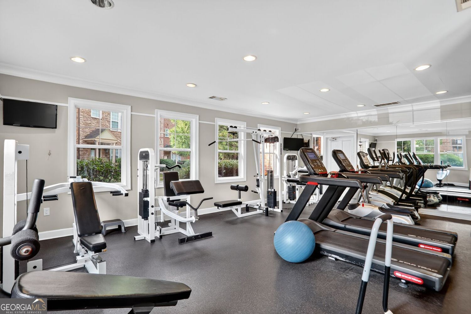 Brookhaven, Georgia 30319, United States, 2 Bedrooms Bedrooms, ,3 BathroomsBathrooms,Residential,Active,196302