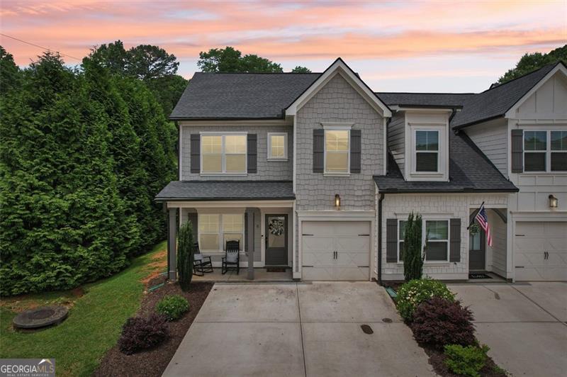 5 TOWNE VILLAS
