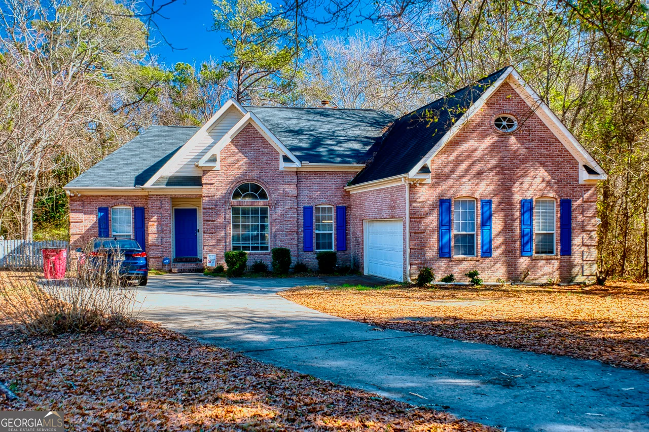 221 Pendleton Court