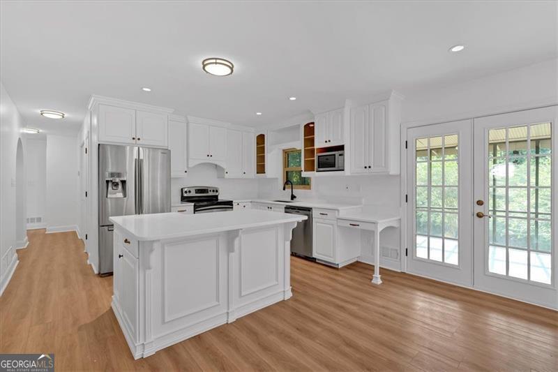 Colonial Park - Residential