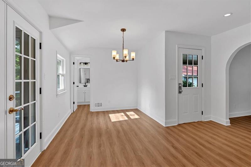Colonial Park - Residential