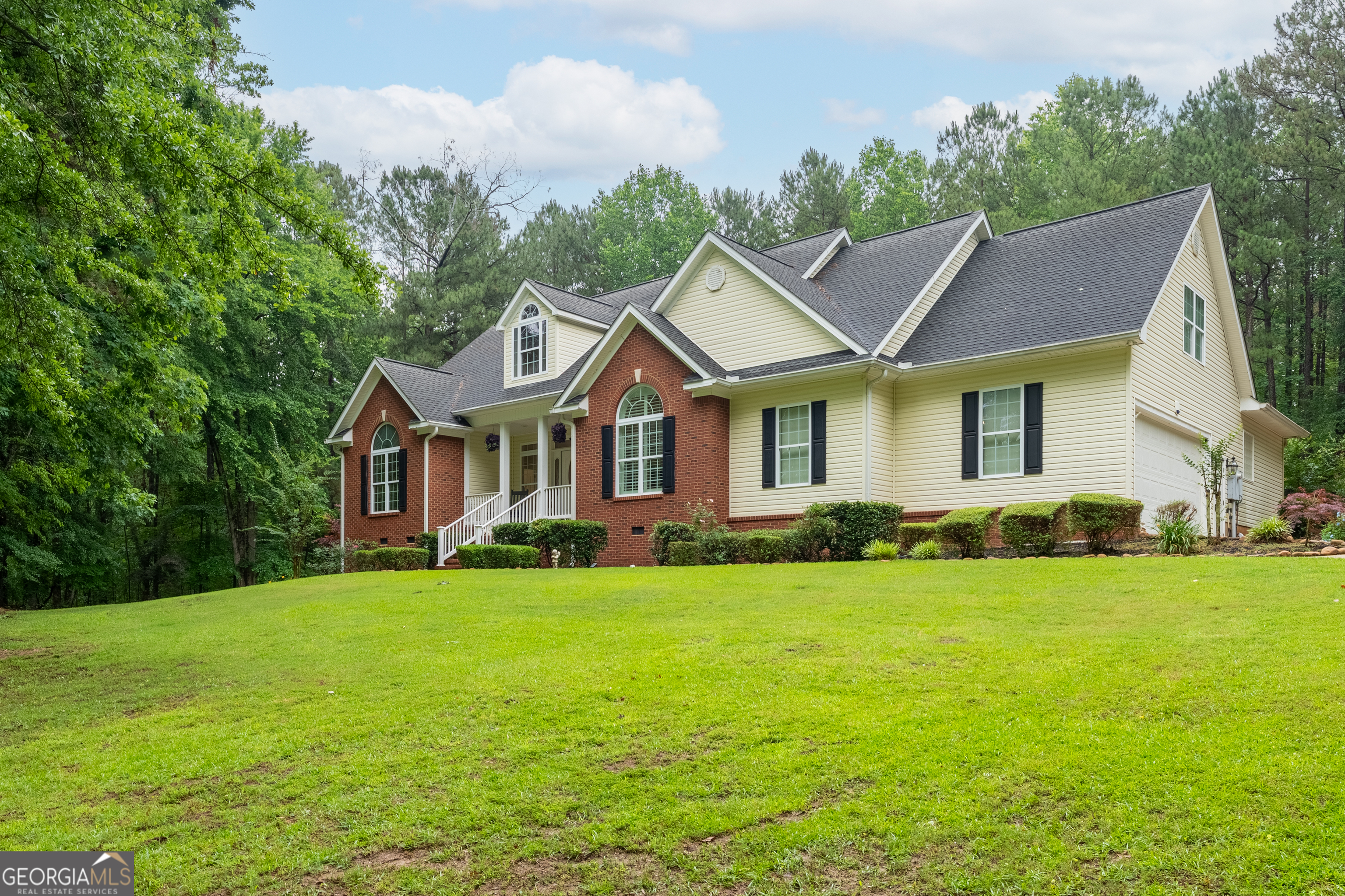 140 Honeysuckle RD NW