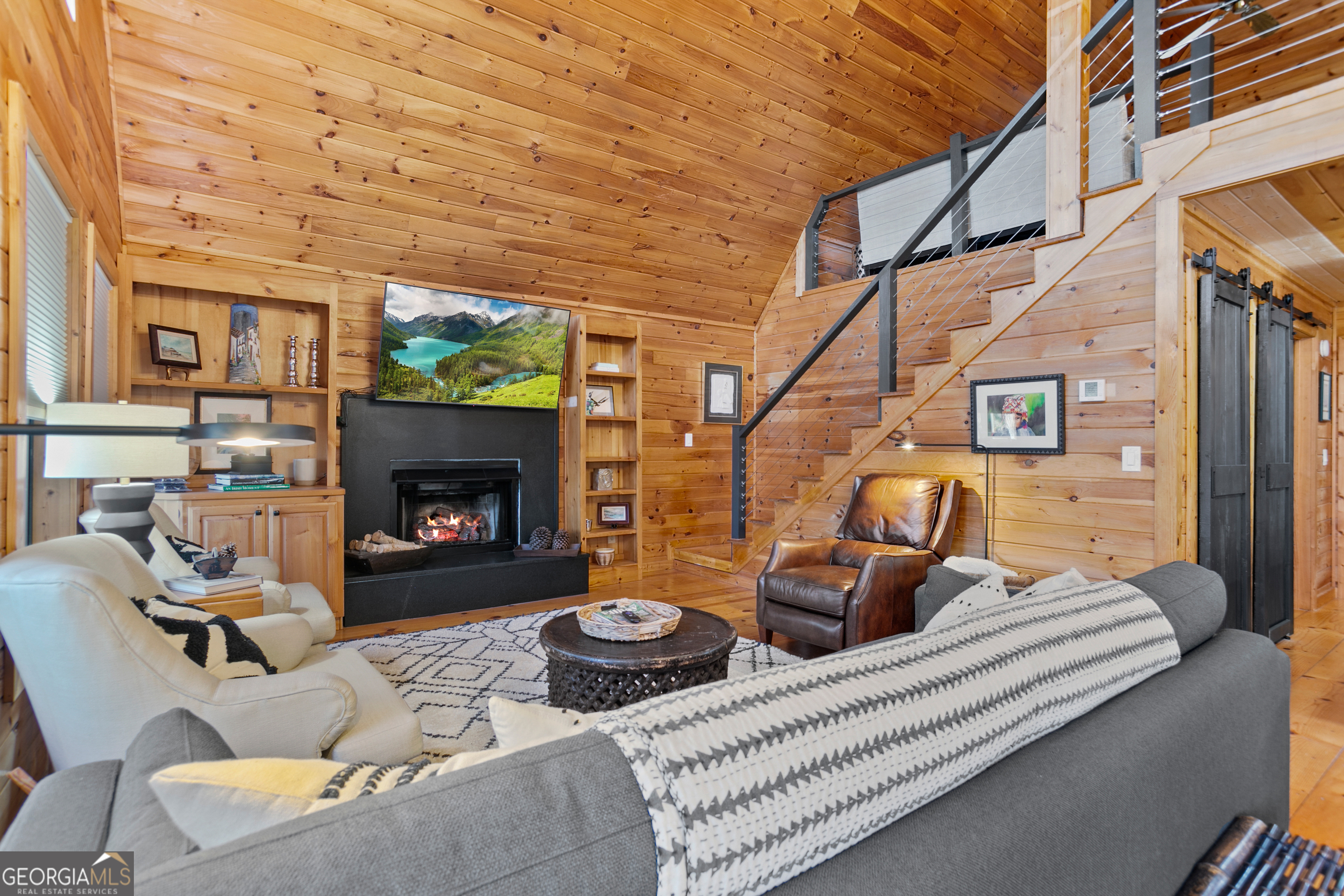 295 VISTA CHALET DR