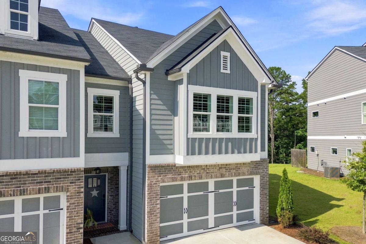 229 Lakeside PL