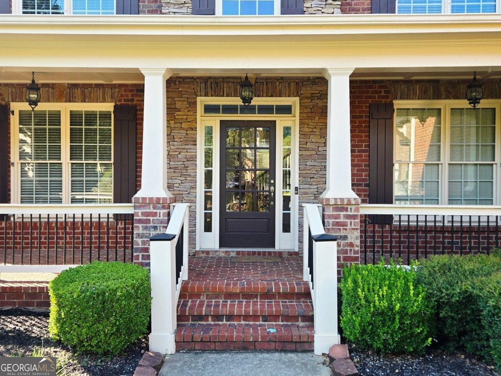 Photo of 5710 Swift Creek Court, Suwanee, GA 30024 (MLS # 10849566)