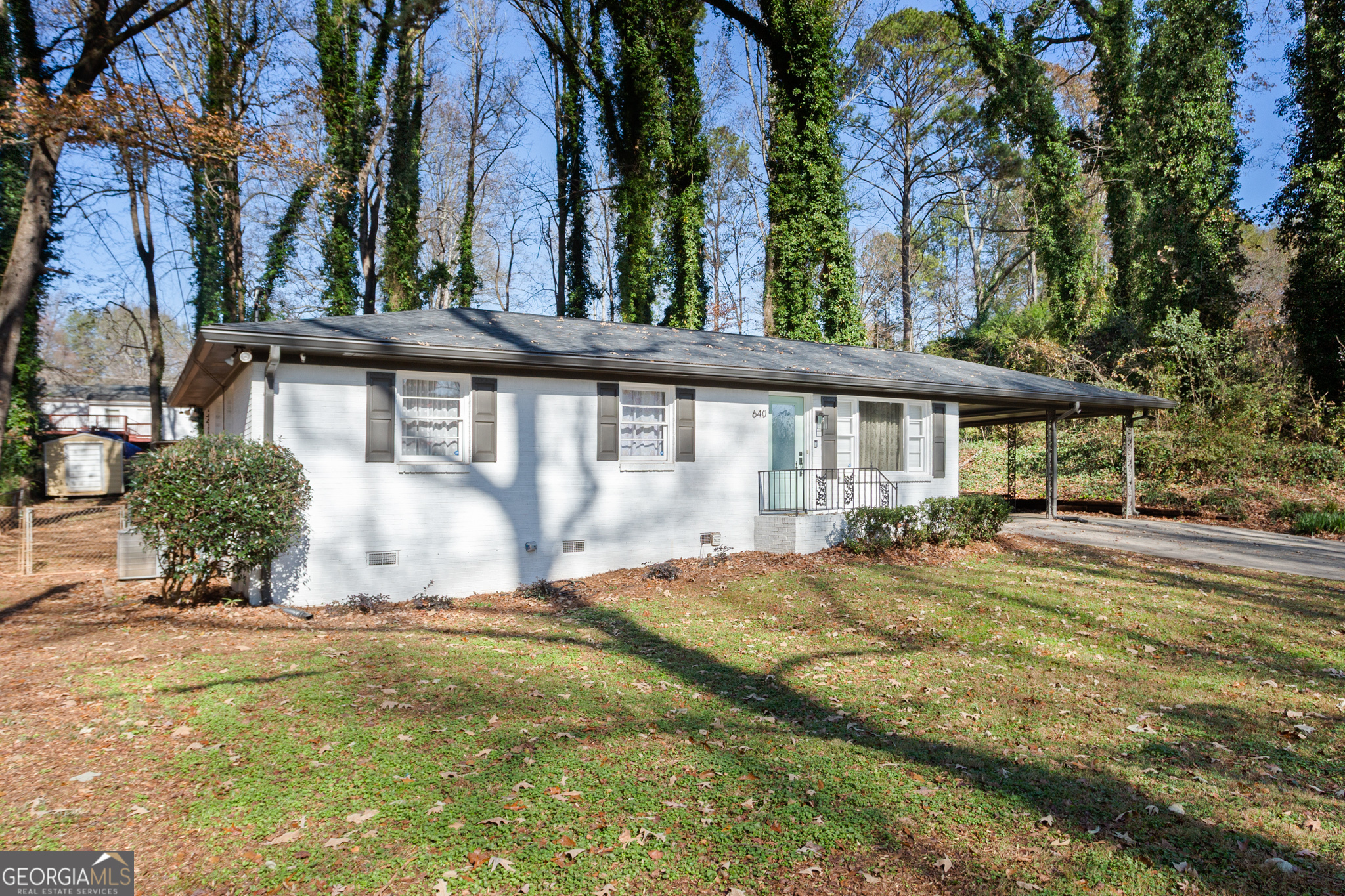 640 Monticello DR SW