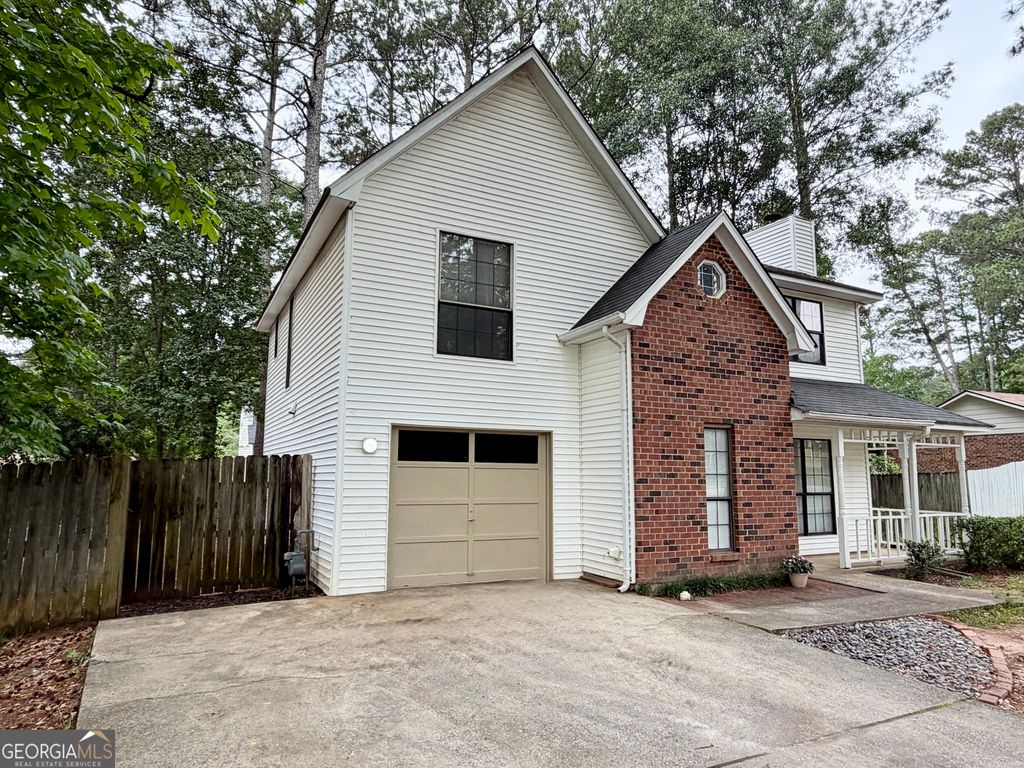 Photo of 8885 Gardener Drive, Jonesboro, GA 30238 (MLS # 10776127)